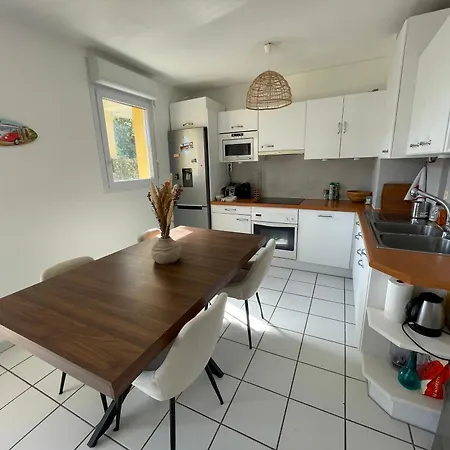Apartment T3 A Avec Terrasse De 14 M2
